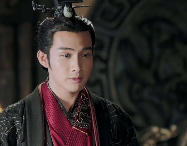 李元霸和宇文成都谁更厉害,李元霸和宇文成都之间是什么关系?