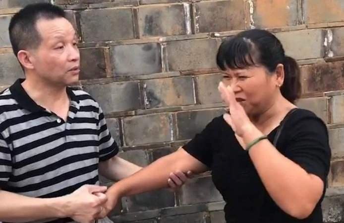 张玉环和宋小女现在才补办离婚手续，宋小女算不算重婚罪？