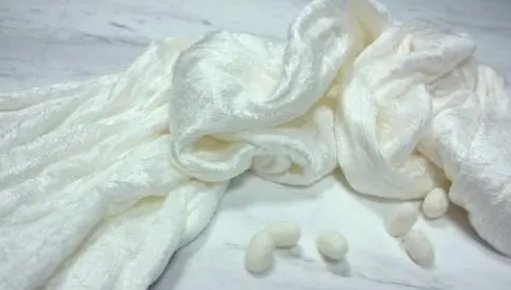 蚕丝被能太阳晒吗?