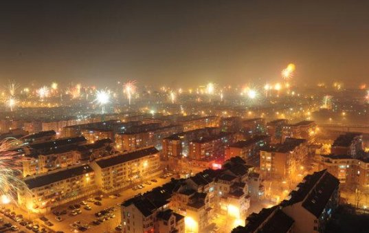 关于除夕节的诗句佳句有哪些？