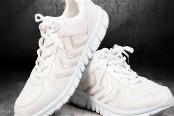 做梦梦见找鞋什么意思