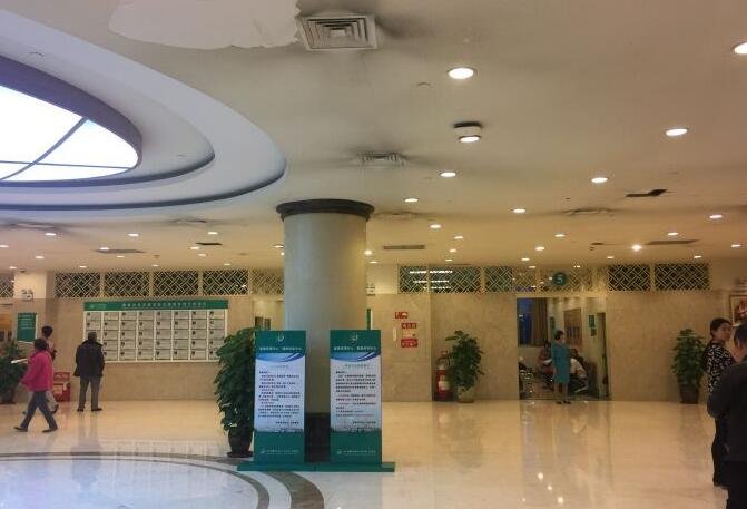 西藏昌都一男子断掌超24小时再植成功,你如何看待此事?