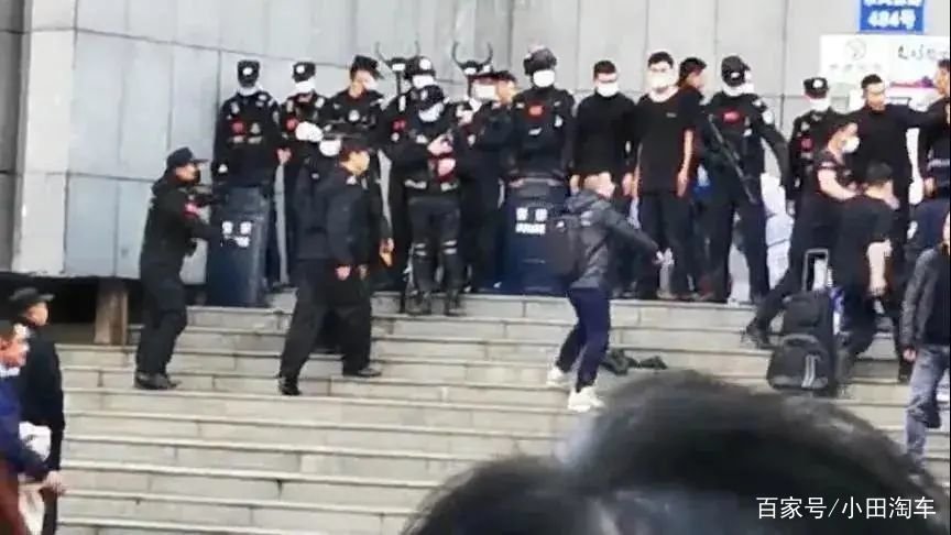 昆明劫持人质的这起案件中，有哪些令人感动的细节？