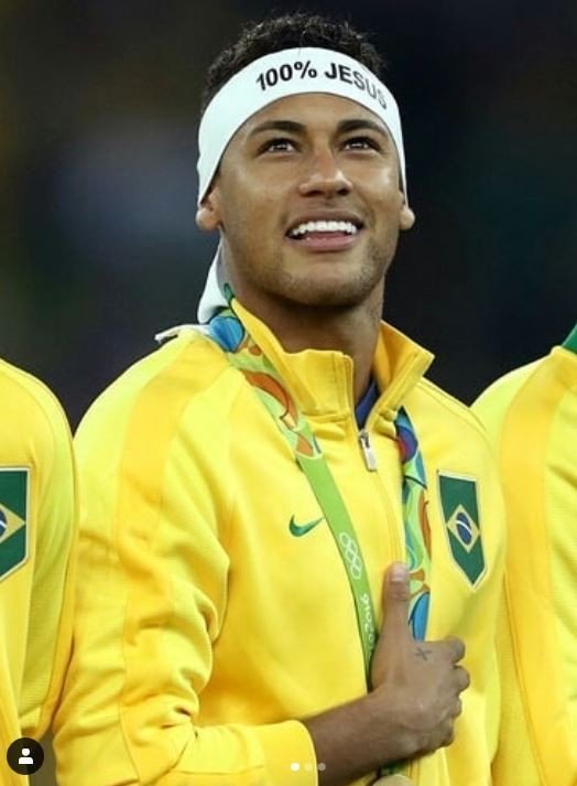 内马尔是白人还是黑人