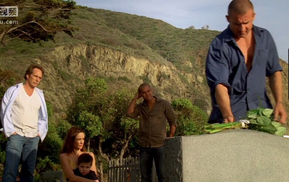 《越狱》苏克雷怎么死的？