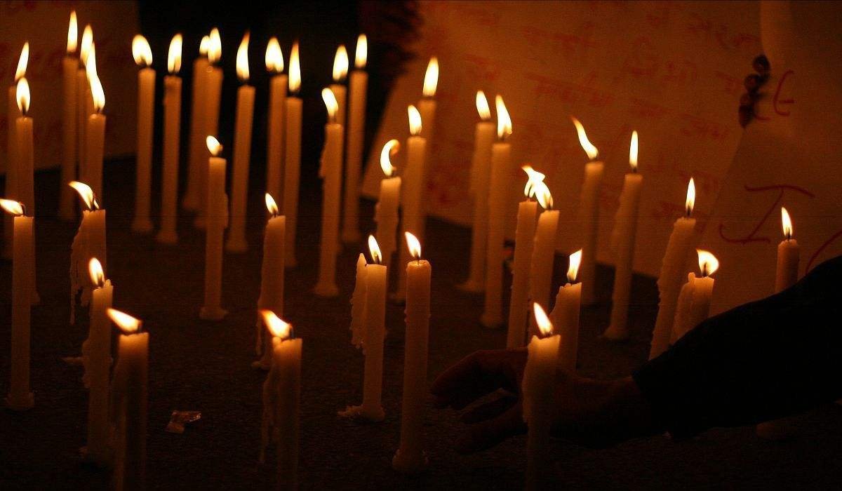 长沙医学院30余名学生遇难，事件的背后，校方是否存在管理上的疏忽？