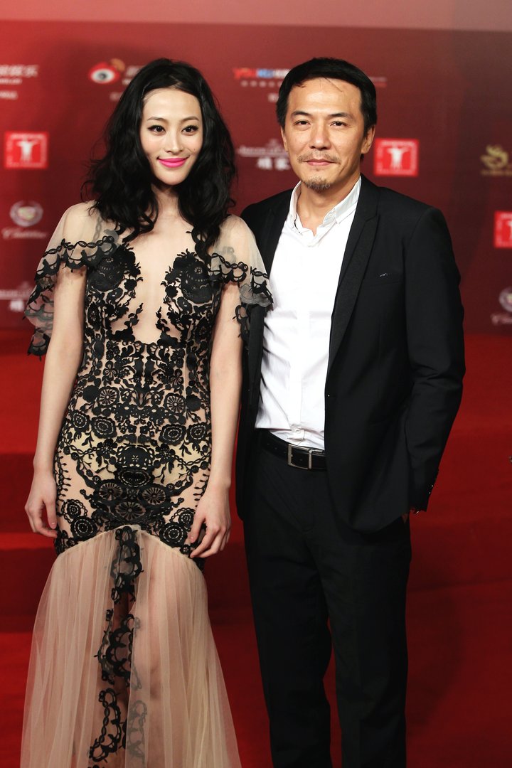 咒·丝的剧情简介