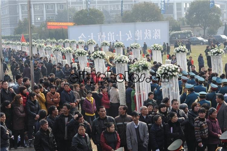 浙江温岭豪华葬礼事件的500万元葬礼
