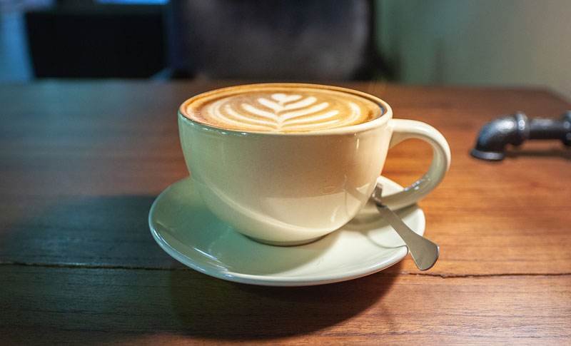 长期喝咖啡会给身体带来哪些影响？为什么？