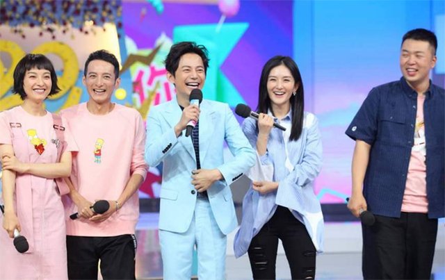 何炅为什么“翻车了”？为什么有人称何炅是“何伸”？