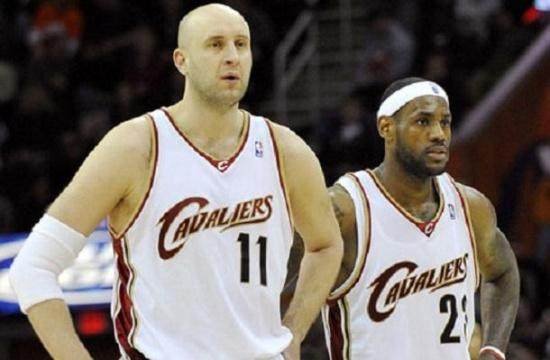 詹姆斯欠他一座总冠军，追随詹姆斯数年，大Z是怎样的球员？