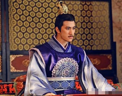 电视剧中有哪些经典的古装帝王角色?
