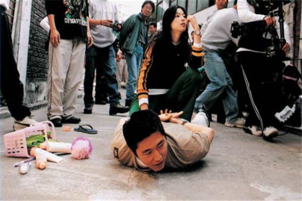 大润发就私自处罚小偷公开致歉，“以恶制恶”造成了什么严重后果？