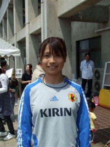 鲛岛彩的个人简介