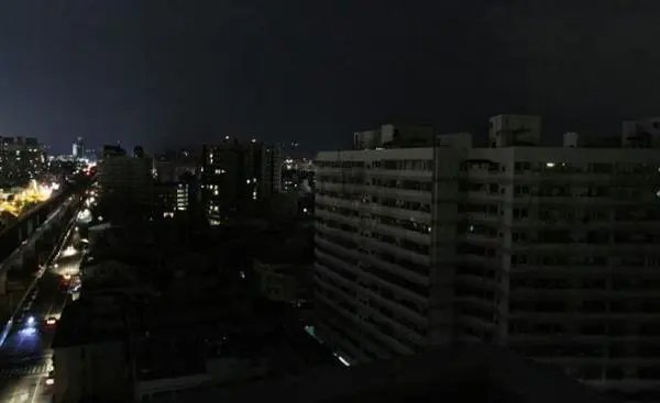 台湾多个地区停电致200余人被困电梯，为何会出现毫无预警的停电？
