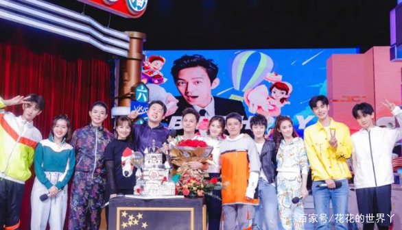 何炅事件持续发酵,半个娱乐圈都沉默,只有他敢仗义发声,他是谁?