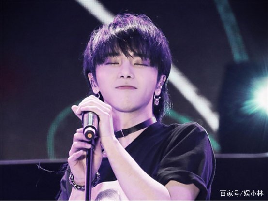 华晨宇在综艺中吐槽杨幂裤子穿的太短，杨幂是如何回怼的？