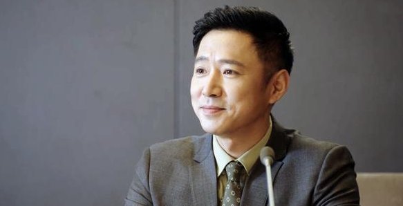 电视剧突围牛总的扮演者