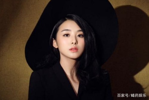 刘德华潜规则张含韵，原来两人竟有如此亲密的关系，你怎么看？