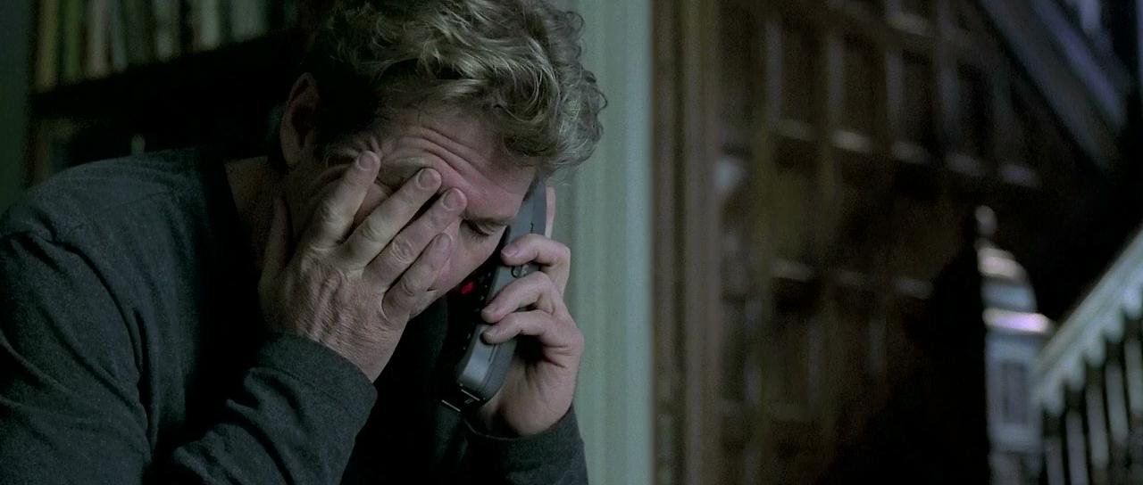 天蛾人的厄兆的剧情简介