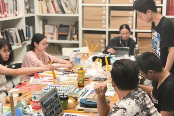 艺术留学机构收费