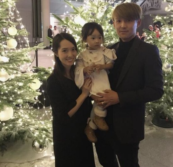 日男足世界杯首战获胜他们的太太团备受瞩目吗？