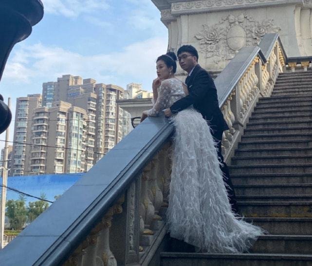 RNG现任教练tabe是怎样和他女朋友结婚的呢？