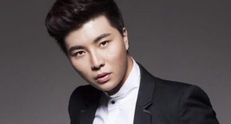 你真的不配我流的眼泪是什么歌？