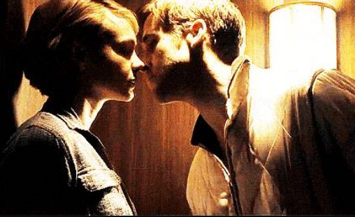 粤语我想亲你怎么说