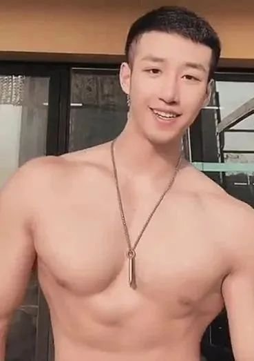 网红放弃60万年薪卖掉40万跑车，加入海军陆战队，加入海军的条件是啥？