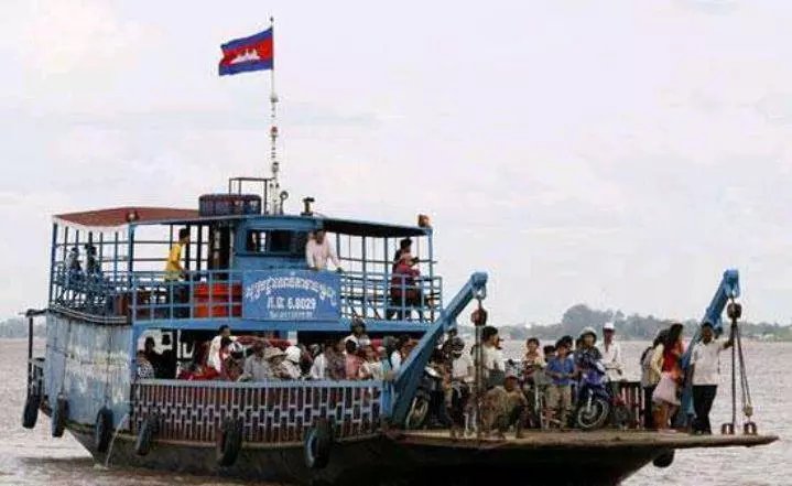 柬埔寨载41名中国人船只沉没事故救援有何最新进展？