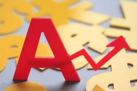 招商银行早盘一度跌超8%，官方对此是如何回应的？