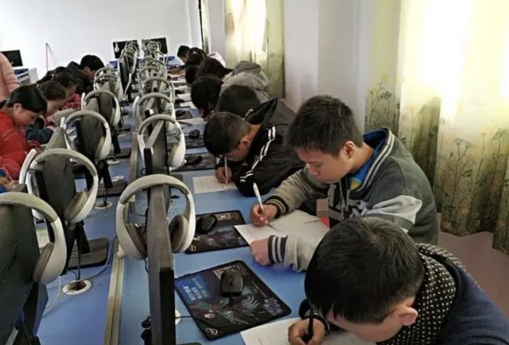 青骄二课堂期末考试十道题的答案是多少六年级