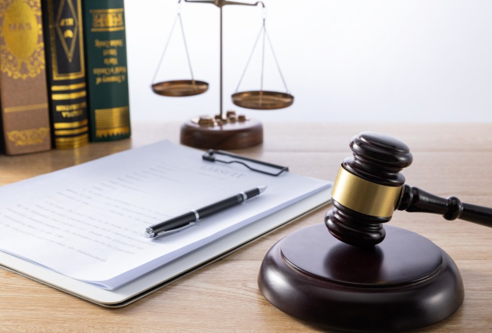 司法考试2023年报名条件是怎样的？