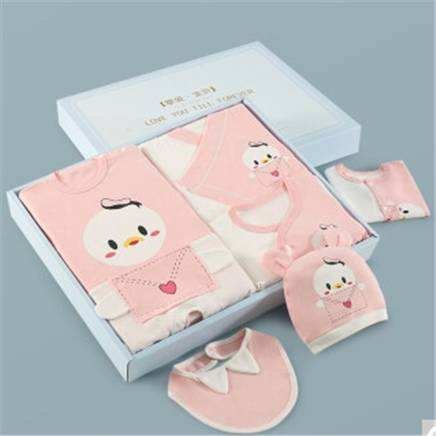 无良商家为了包装好看，在孩子衣服上扎了几十根针，这种礼盒真的实用吗？