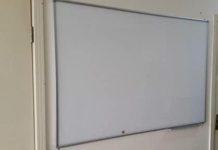 众多大型场所使用玻璃白板，什么是玻璃白板？