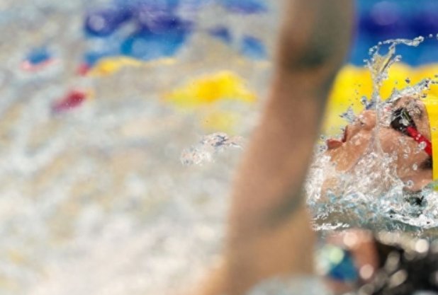 游泳教练一个月收入