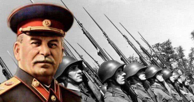 醉酒的赫鲁晓夫在英国演讲，破口大骂英国人，为何台下却掌声一片？