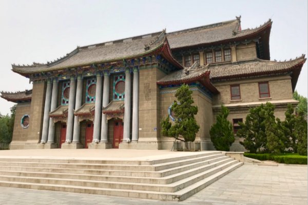 程民生是河南大学校长吗