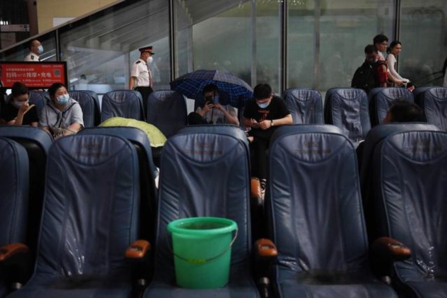 滞留的读音和意思