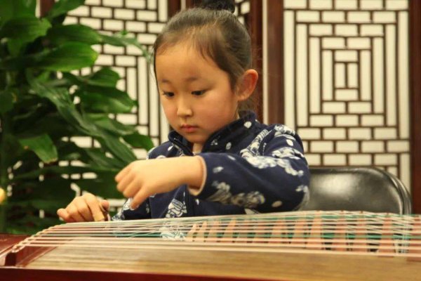 古筝培训班费用多少