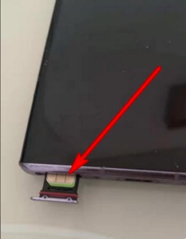 怎么把小卡装在手机里？？