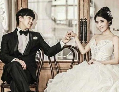 晟敏与妻子在台上热吻，他们为何要在节目中这么做？