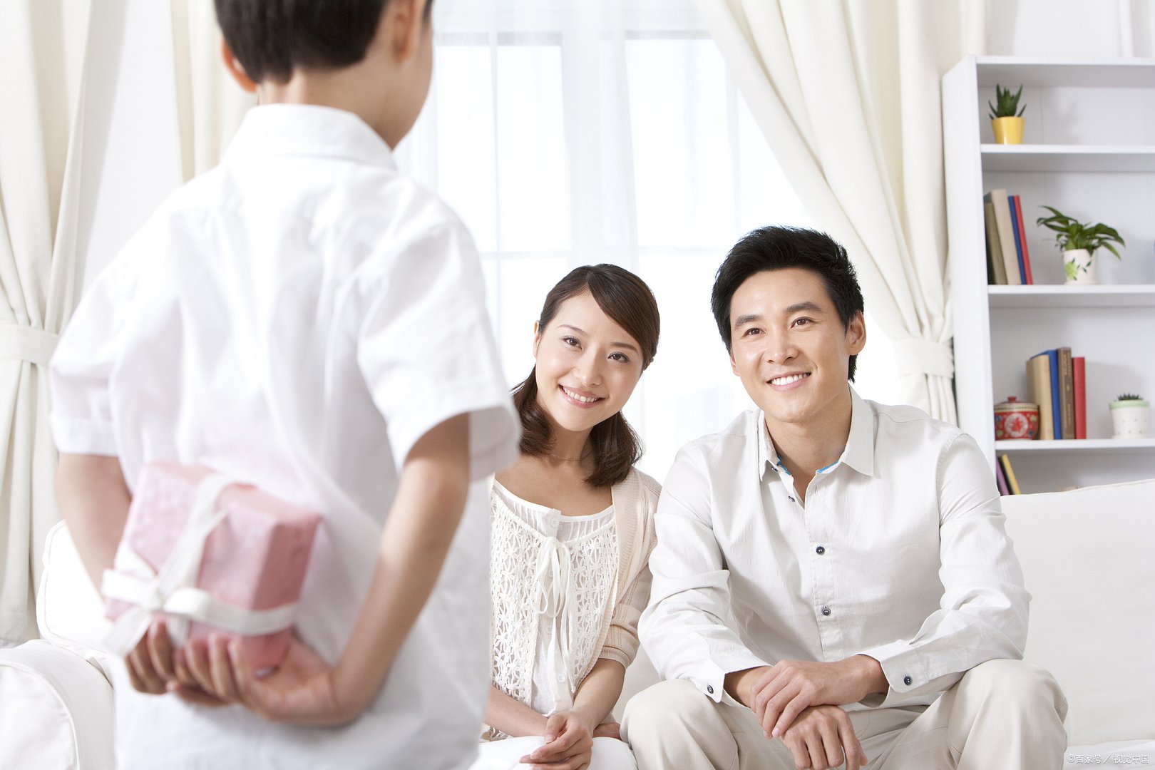 为什么儿子的女朋友，不能让父母看？