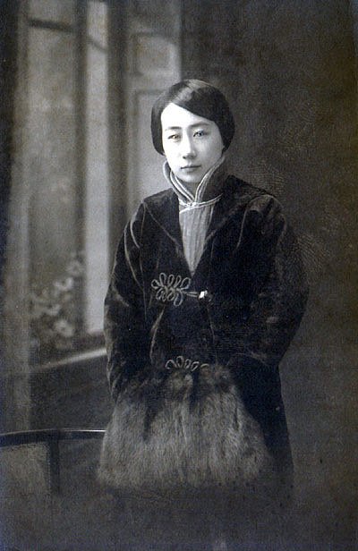 爱新觉罗·恒馨的人物生平