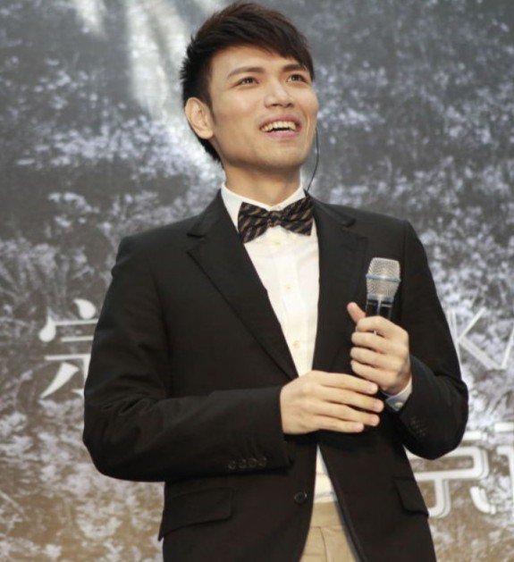 歌词是我也憧憬过，后来没结果。。。歌名是什么。。，