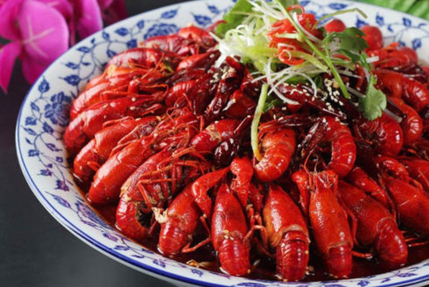 汛期勿自行捕捞野生小龙虾食用，吃小龙虾需要注意什么？