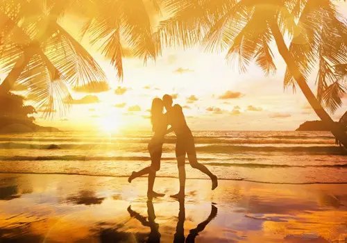 男友很偏执,该怎么改变他?