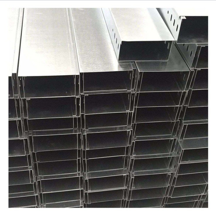 电缆桥架是以什么标准来定义的？