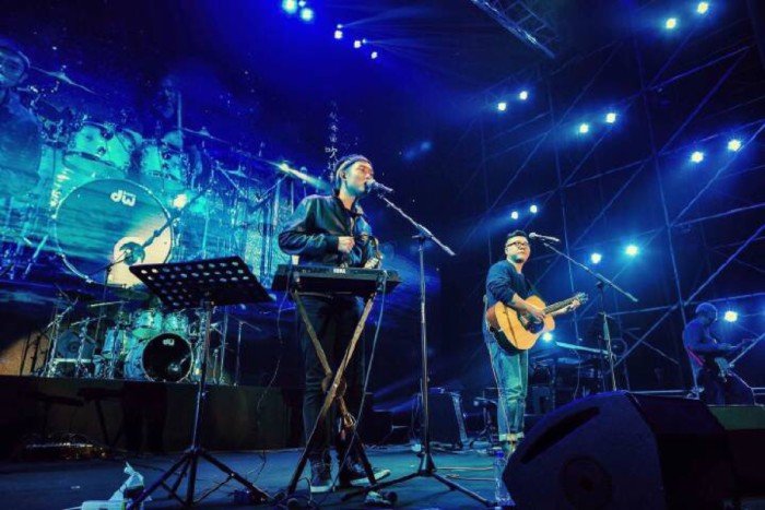 相思赋予谁 歌词